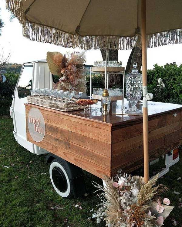 Hello Lucy Lou - Louie - Italian Piaggio BYO Mobile Bar